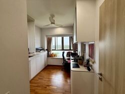 Waterfront Gold (D16), Condominium #639974091